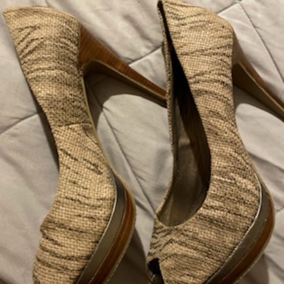 Printed Heels - Picture 4 of 5